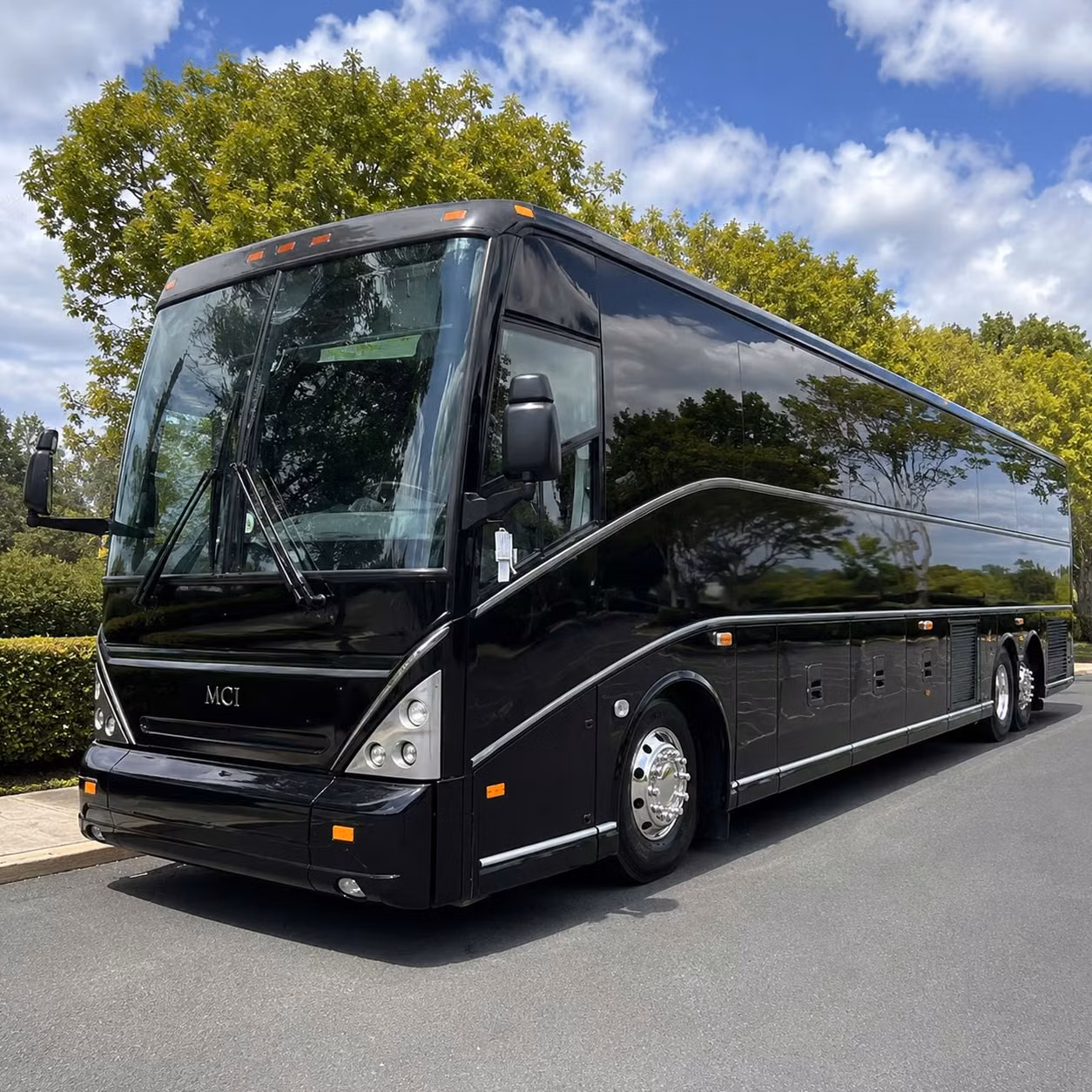 concert bus rentals from turlock to sacramento s golden 1 center