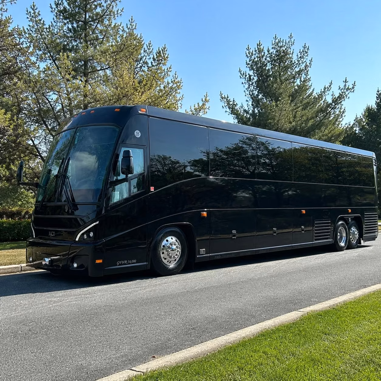 remote parking lot shuttle services between turlock job sites and off site lots
