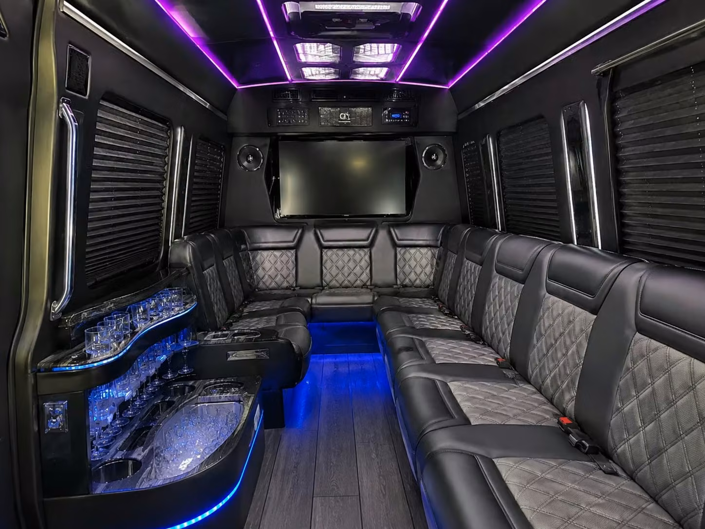 sprinter vans and executive vehicles for intimate turlock prom groups