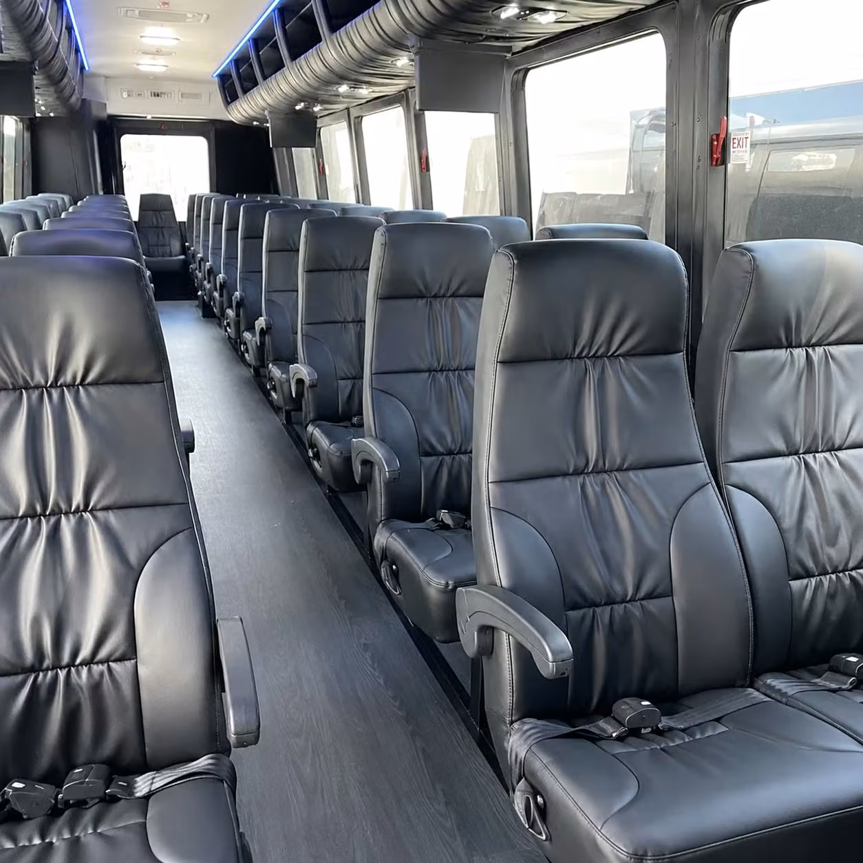 turlock 28 passenger minibus rental