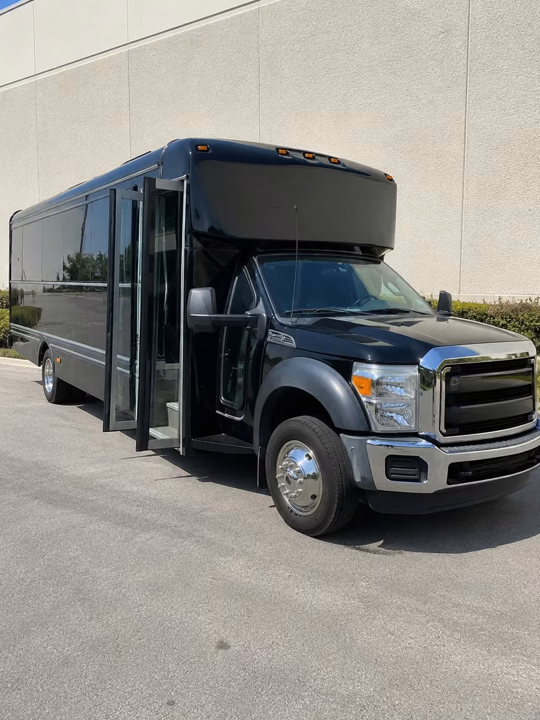 turlock party bus rental